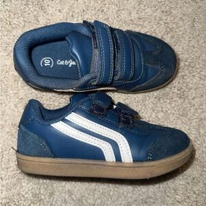Cat & Jack Kids Navy and White Sneakers